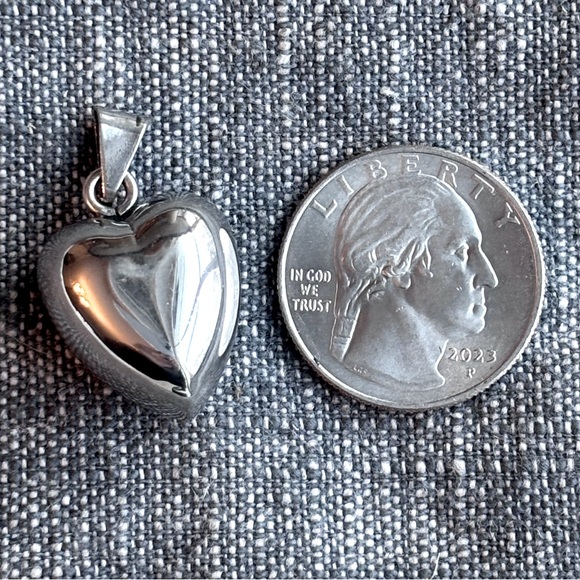 Puffed Heart Chime Pendant - Picture 6 of 9